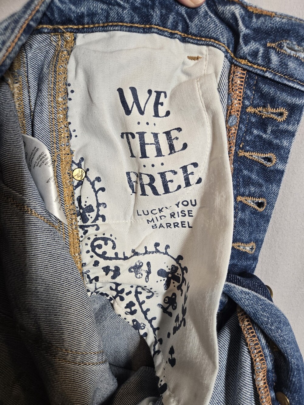 We The Free X Free People Lucky You Mid Rise Barrel Jeans Size 25 - Picture 10 of 11